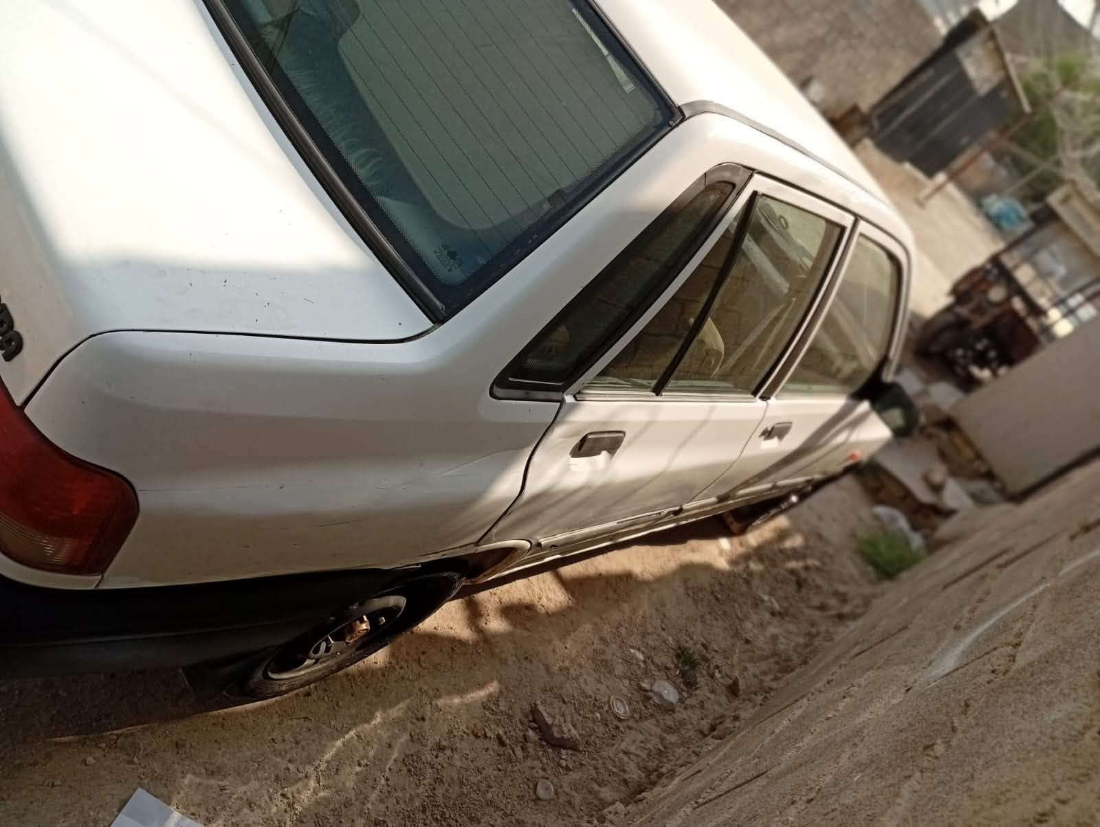 سلام عليكم سايبا 11كلشي مابيها كلشي شغال لا طخه لا صبغ وعلي سياره شايلتني من سممه للكاع بس توازيت ع بيعتها والمرض مايعرف ونهتكنه كلش كلش مستعجل عل بيعتها رقمها قادسيه  موازي. سياره موجوده بغداد بشعله سعر 27بيها مجال حك جيه 
*********** واتساب
