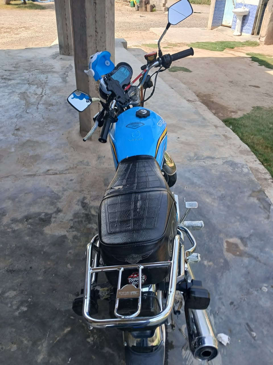 موطور للبيع مديل 24محرك 200كامل مكمل اي نقص مابيه فقط نقص صفاحيه سعره 650وبيه مجال ***********مكاني الضلوعيه
