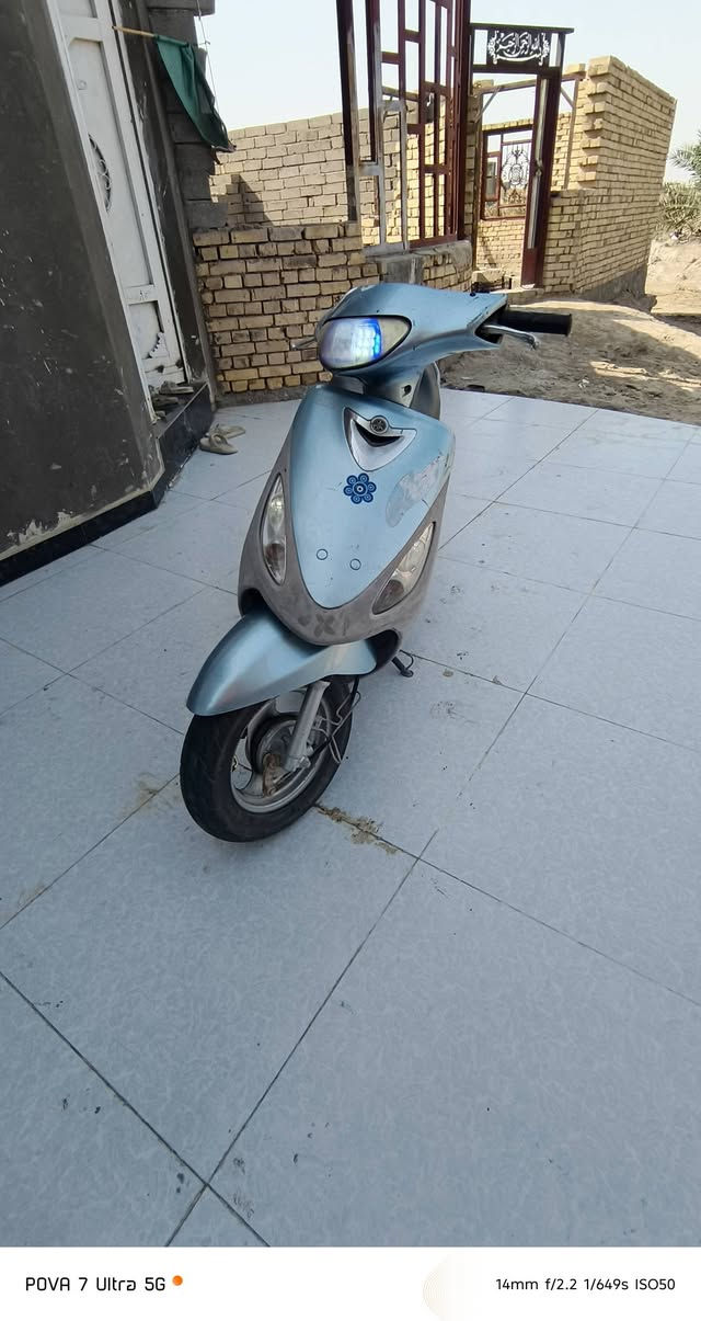 سلام عليكم قجمة للبيع دراجة شغالة من طول للطول لايت اشايررماش هورن قفل صندوك دبلات ولكزوز بطيخامال بطح شلعة معدل اطير بوشة49بلاد سعر خاص مكان بصرة قضاء المدينة اتصال‏‪***********‬‏

نص مكتوب في الصور:
- POVA 7 Ultra 5G
- 23mm f/1.7 1/287s ISO50
- 14mm f/2.2 1/649s ISO50