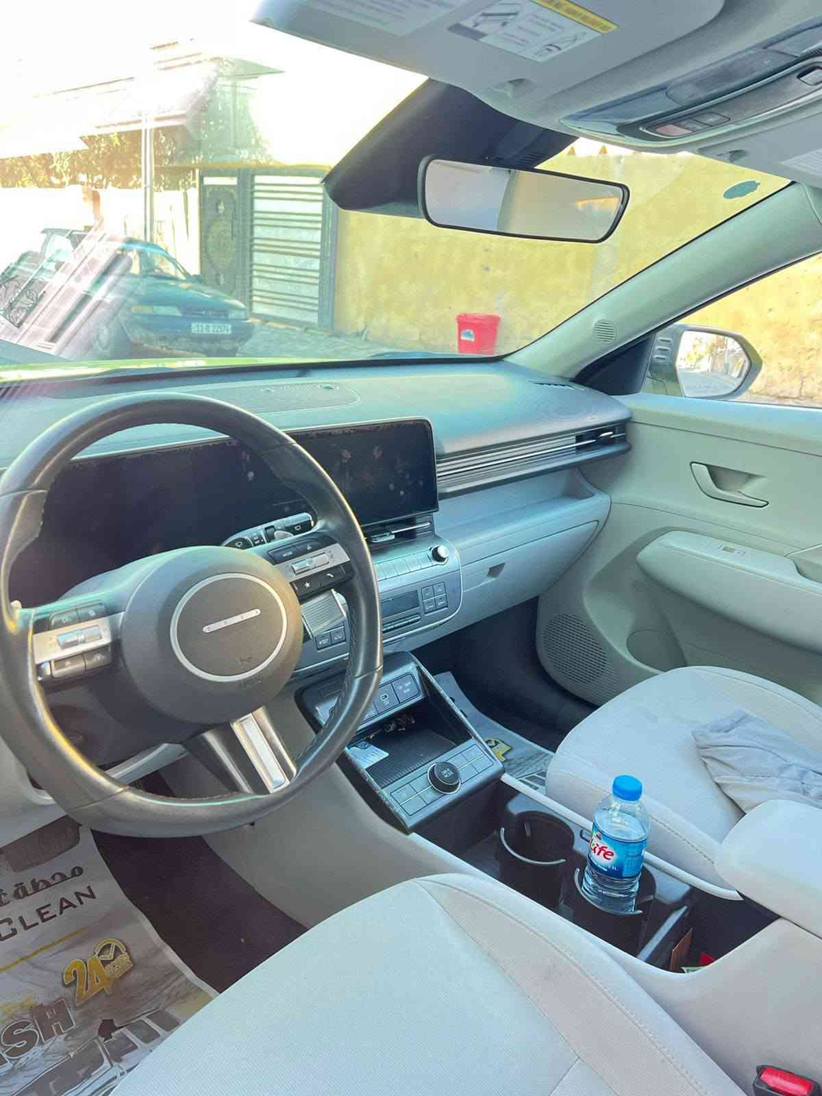 كهربائية • ٤٥٠ كم • بدون ايرباك