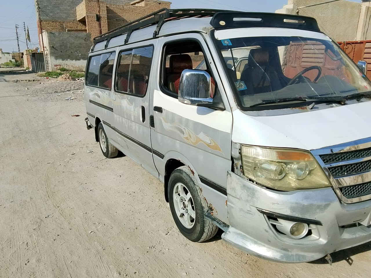 سلام عليكم فتون مديل ١٤ سياره جهازه من كلشي عليه غرمت ٥٥٠٠ عله مشتري سعرها ٥٣وبيها مجال الاستفسار ***********
