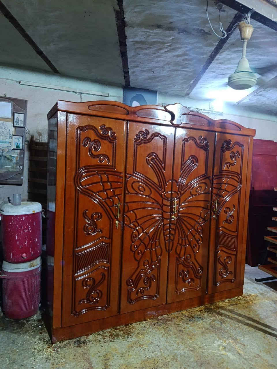 كنتور 4باب صاج
سعره 225وبيه مجال 
عنواني ناصرية تقاطع رايات 
للاستفسار الاتصال على رقم الهاتف 
***********
