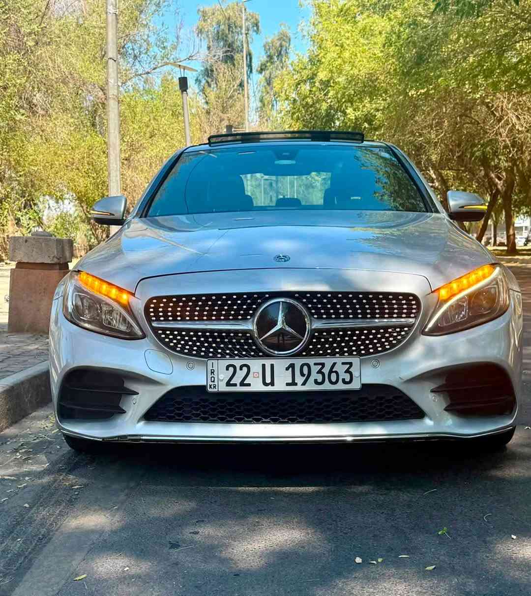 مرسيدس c300 موديل 2018 فورماتيك
ماشية 60 الف مايل 
حادث فقط جاملغ جهة السايق صبغ وبارد بسيط موضح بالصور بدون دواخل 
كير ومحرك كفاله برغي ما مفتوح بيهن 
كت Amg و ويل Amg بلادي ودعامية c43 
رادار امامي خلفي جانبي 
بانوراما 
ستيرن D رياضي 
كار بلي واندرويد اوتو 
كشنات جلد 
تدفئة مقاعد 
سستم صوت بوماستر
كروز سرعة
المكان بغداد
للاستفسار
***********
