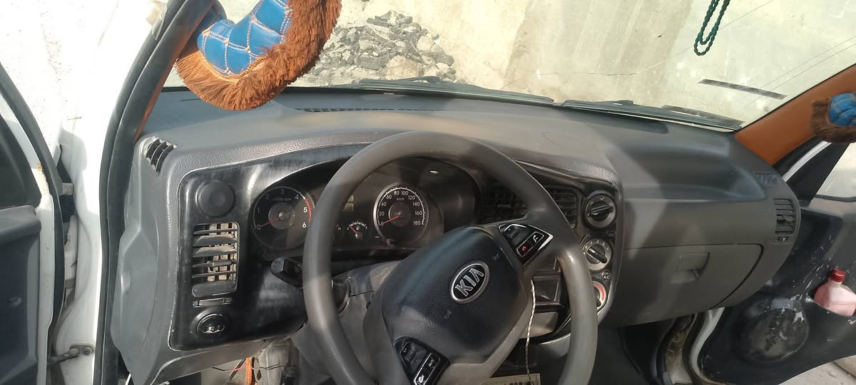 سلام عليكم كيا حمل مديل 2016
السياره نضيفه حسب ما في الصوره 

المكان بغداد 

السعر 112 وبيها مجال 

***********    هاتف 

***********     واتساب

ملاحضه بدون محجر
