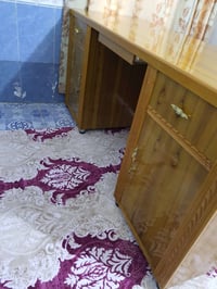 ميز مكتبي • مستخدم قليل • مناسب طلاب