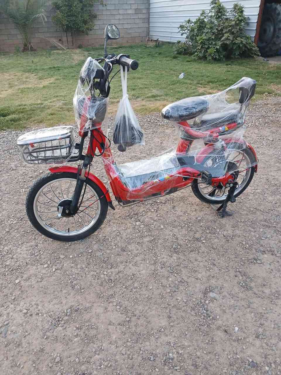 بايسكل شحن للبيع مديل 25حجم. 24خمسه بطاريات بلاديه الموطور كامل مكمل اي نقص مابيه السعر 280وبيه مجال مكاني الضلوعيه ***********
