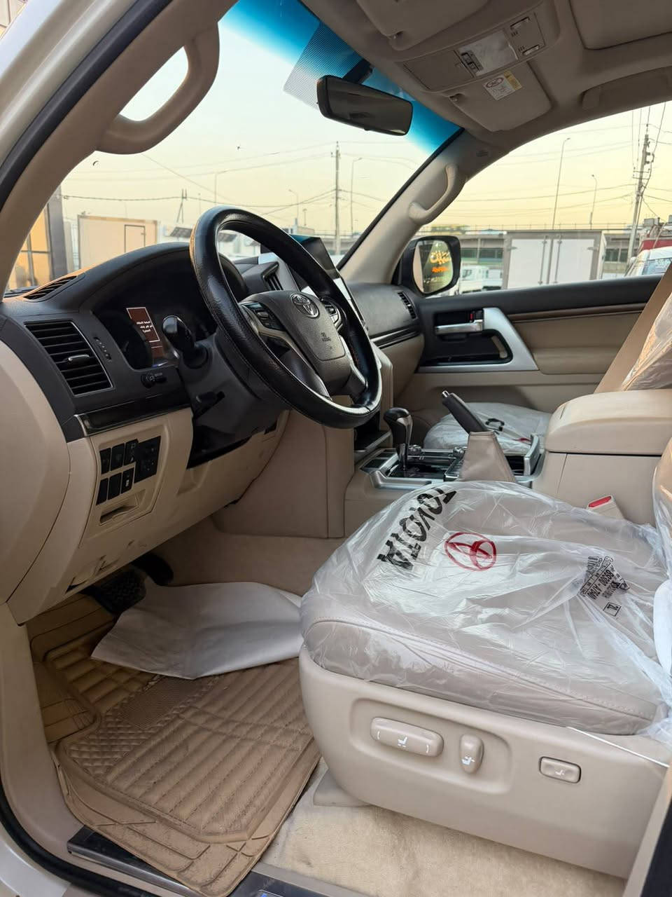 لاندكروز موديل 2021 vxr5700
كفاله عامه العنوان بغداد ***********
