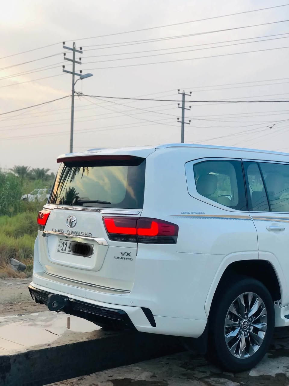 لاندكروز 2024 VX تنفس طبيعي بريم لمتدد فول مواصفات ماشيه 62 الف كفاله عامه باسمي
***********
