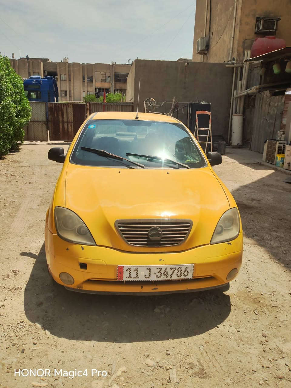 السلام عليكم طيبه موديل 2015
السياره جاهزه تبريد كهربا طخم تاير رقم نكليزي ابسمي امصفره هيه وغرامات مكاني الزعفرانية هاتف *********** ابو مصطفى
