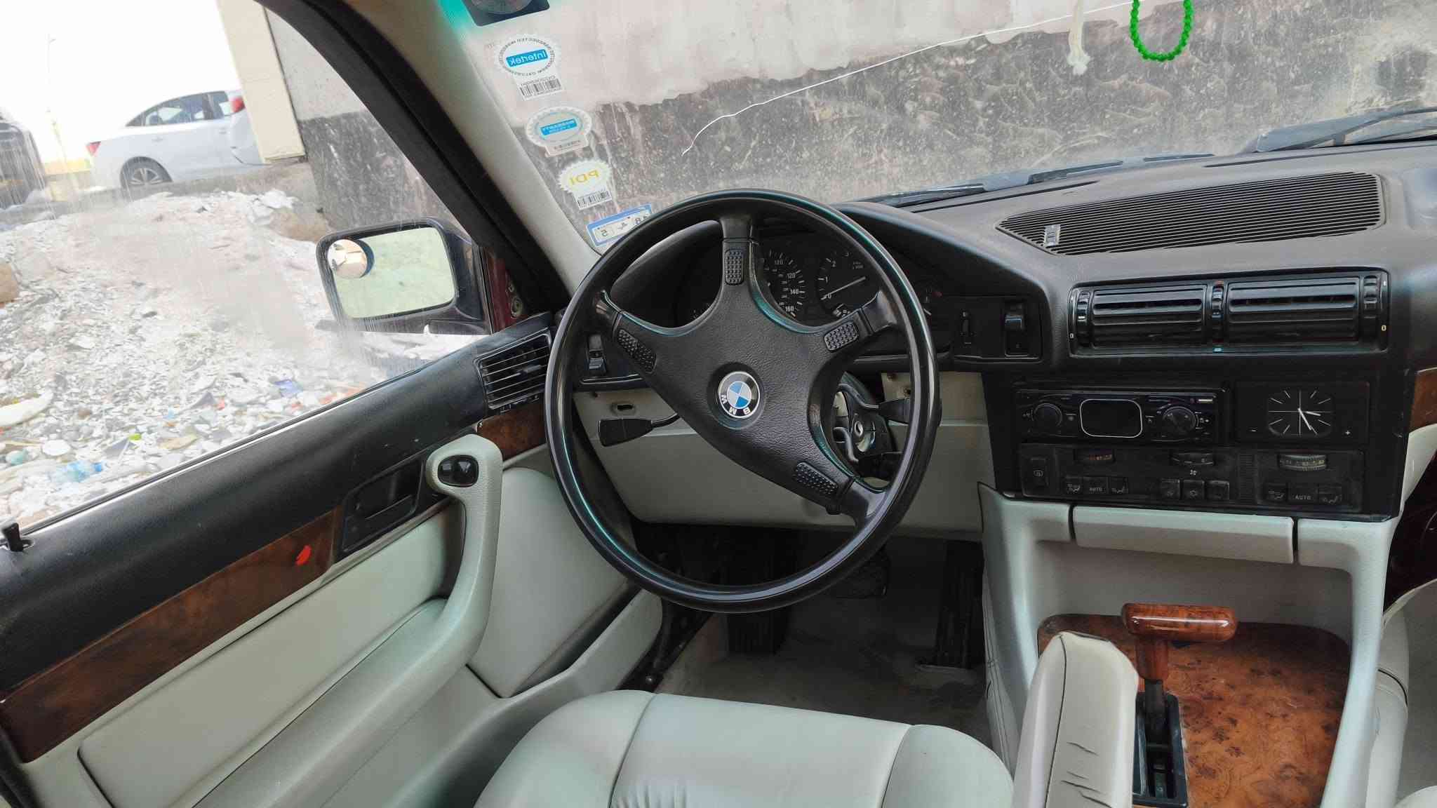 BMW 525
تم اعادت نشر بسبب الوعود الكاذبه  الموشراي لايتعبني رجائن مليت من هلسوالف التعبانه يجيك يشلع كلبك  ويروح 
موديل 1991 
رقم جديد  
 محرك 525 مسكر تك فانوص شلعه شك الكاع الكير بي نضام سبورت وعادي وقتصادي كلهن شغالات فتحت سقف 
تايرات حداديه باتري  كله جديد السياره نضيفه نقصه بوليش مصبوغه عام  
مناقصه شي مجرد ترتيبات بسيطه  مابيه صرفيه  رنك خليه مابي لافطر ولا كسر شرط 
سعر 48 وبيه مجال قليل 
عنواني بصره شط العرب 
***********
