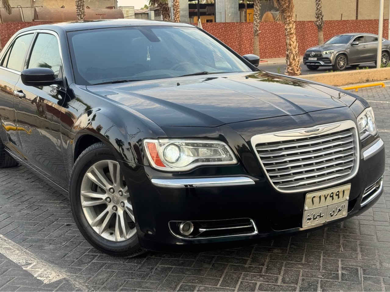 كرايسلر اوباما موديل ٢٠١٢ 
فول مواصفات ماعدة فتحة 
مواصفات خليجية سيارة 
شاشة كبير بصمة تبريد مركزي
كير محرك شرت مامفتوح 
٦ سلندر محرک ١٠٠٪١٠٠
سيارة جاملغ سكن صبغ و شبر جاملغ خلفي بدون دواخل بدون ايرباك 
بجم خلف كبس 
٢ تعديل بارد شوية 
سيارة جاهيزة رقم سليمانية رقم قديم 
تحويل وكالة شرت 
٢٠٠ الف غرامة نزل سعر 
مكان اربيل 
رقم موبايل:*********** 
عندي فايبر او واتساب 
سعر:١٤٣ مجال قليل 

سلام علیک
ئۆباما مۆدیل ٢٠١٢ 
پینج مواسفاتی خەلیجی 
بەسمە شاشە گەورە 
مرکزی شغال ئاوینە هیتەر 
 بۆیاخ چاملخی سەکن بۆیاخە 
چامخلی دواوەش بستیک سەر تایە بۆیاخە 
٢ جێش تحدیلە لەدەرگای سەکن 
بێ لێدران بئ ئیرباگ 
بەشەرت
رەقەم سلیمانیە 
تحویل وکالە بەشەرت 
٢٠٠ هەزار غرامەیی لەسەرە 
دوای محامەلە دەگەرینمەوە 
شەش پستنە 
مەکینەو گیر بەشەرت 
نەکرایتەوە 
لەهەولێرە سەیارەکە
ژمارە مۆبایل :*********** 
ڤایبەرو واتساپی لەسەرە 
نرخی:١٤٣ مەجالیکی برایانە هەرزانترین سعری بازاڕە أربيل, العراق
