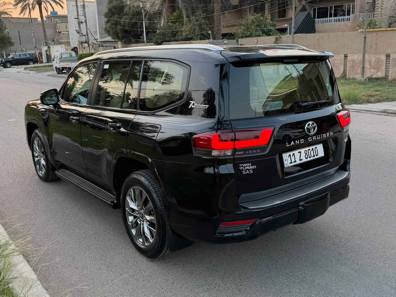 لاندكروز GXR • ٢٠٢٢ • رقم بغداد