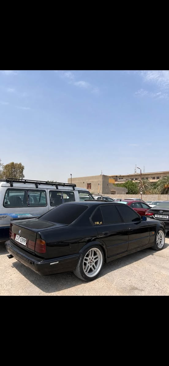 بي ام ٥٢٥ • موديل ٩١ • رقم بغداد