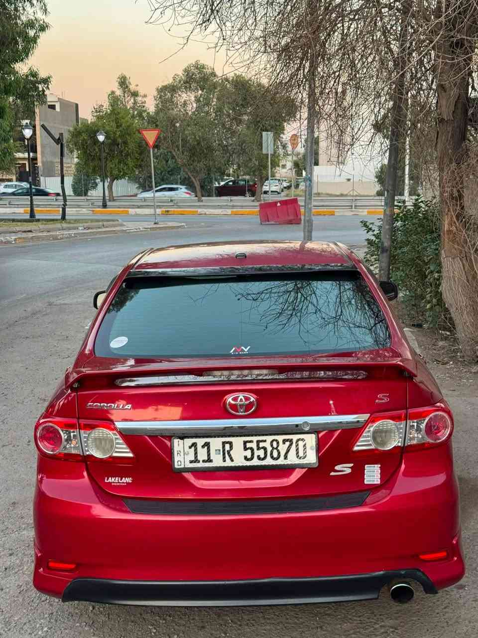 السلام عليكم 

للبيع او للمراوس 
كورلا S 
2012 
ماشية 100
وارد امريكي بدون حادث بدون كلشي
جديدة حيل حيل مابيها اي نواقص 
ادامة عامة مسويلها 
صار بيها بل عراق صفحة جلاتين (((بدون حادث))) اثر جراد خفيف 
مكانها بغداد اليرموك 
السعر 12 ونص وبيها مجال حك الجية
***********
