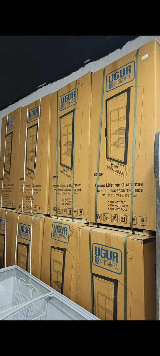 يا الله عارضه 10 قدم يكور تركي توفرت بلونين أسود و ابيض معه ضمان سنه صيانه جهاز حمايه ذاتي مقياس حراره و جوه سعر جمله سعر القطعه 300 العنوان بغداد حي البتول الشراي يتصل ***********
