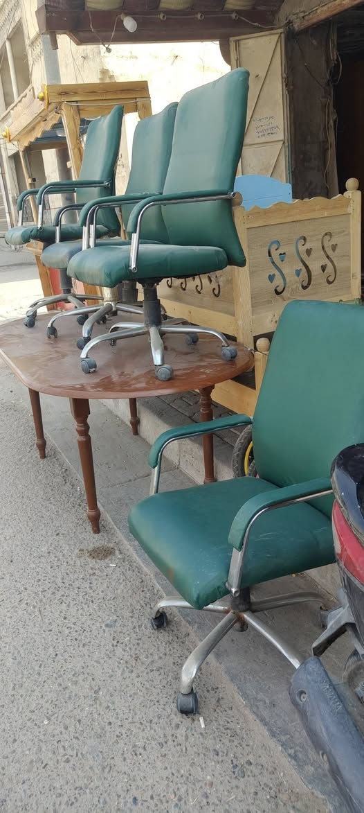 أغراض مستعمله نضيفه للبيع العنوان محمودية خلف تربية المحمودية القديمة مزاد فلس ونص ***********  ***********
