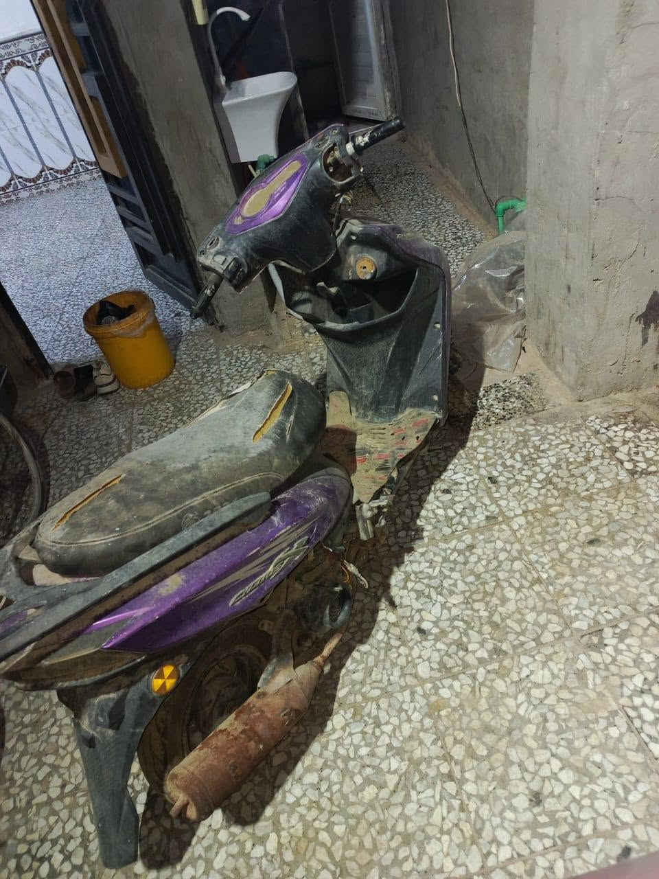 سكنس • ماتشتغل • كوم حديد