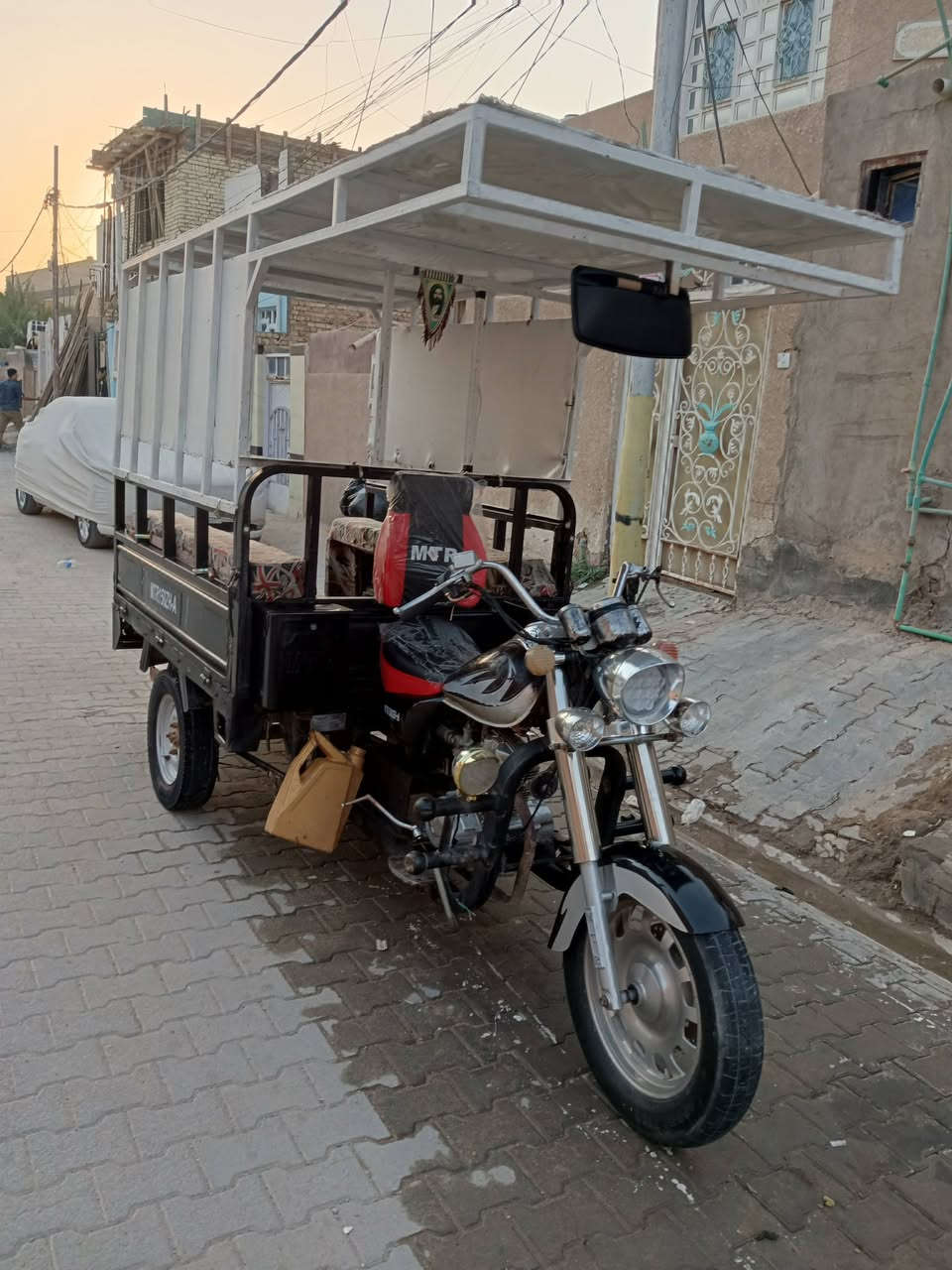 للبيع ستوته خير من الله شوف عينك كلشي شغال بيهه‏‪***********‬‏
نكره سلف مكينه مجفته مره وحده كهربائيات كلهه شغاله
مديل 16 تنباع كامله ستوته مكفوله كفاله عامه من لحيم
وخياس وشاصي وركبه وخادم للطيبين ستوته اوراق وكيلهه 
الجنابي مكاتبه كبل وي الوكيل مداور بسمك وتحياتي
