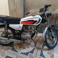 ٤ گير • مكفولة • قفل