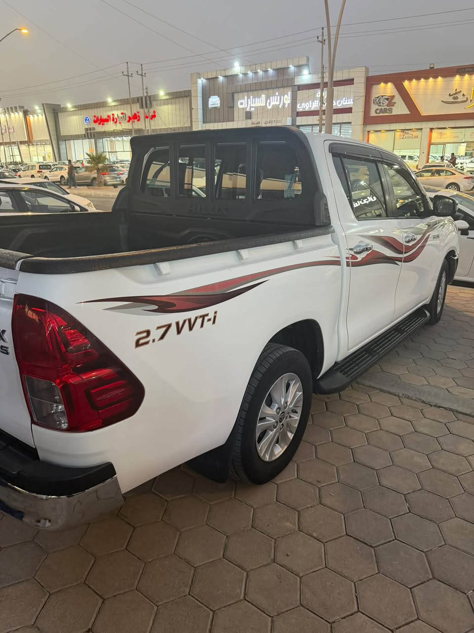 تيوتا هايلكس موديل 2020 مكفوله كفاله عامف فول موصفات ماشيه 160الف السعر 250ورقه وبيها محال قليل ***********
