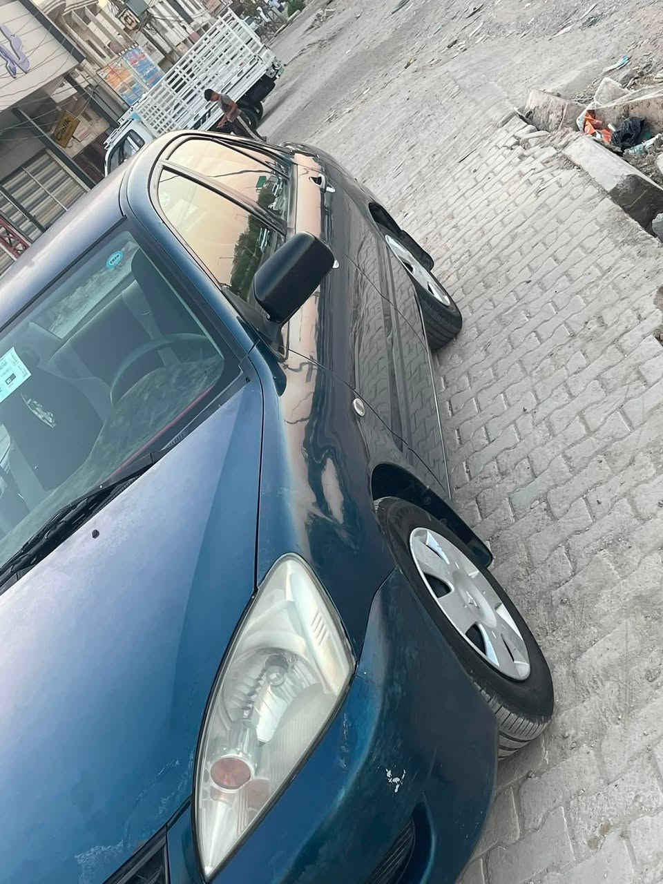 لانسر 2010 باسمي مكفوله بدون صبغ سونار موجود مكينه حجم 2000 اني شديتها مكاني ديالى بعقوبه حي المعلمين 
***********
