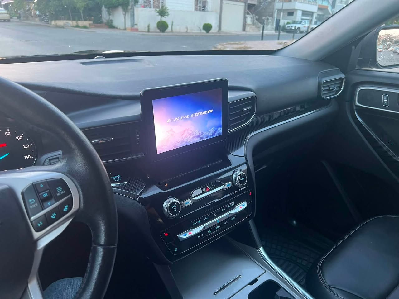 Ford explorer 2022 xlt
فۆرد ئێکسپلۆرەر XLT 2022 دەبڵ ئەکسل (AWD) 
59000  مایل ڕۆشتووە
شەغال
حاسە
ڕاداری پێش
ڕاداری تەنیشت
ڕاداری خەتی جادە
کوشن هیتەر
سوکان هیتەر
چوار دەرگا بەسمە
کوشنی VIP
سندوقی جەک
برێکی بەسمە
گێڕی ماوس
شاشەی گەورە
کامێرا
سوکان ڤۆلیۆم
تەحدیدی سورعە
زۆر مواسەفاتی تر
تەنها چەمەلەخی لای سەکن بۆیاخە
بێ ناوگرتن
سەنەوی تازەیە
بە ناوی خۆمەوەیە
هیچ مەسرەفێکی تێدا نییە 
سەیارەکە زۆر جاهیزە 
گێڕ، مەکینە، تەبرید و هەموو گیانی بەشەرت
هیچ کێشەیەکی تێدا نییە
***********
سليمانى
