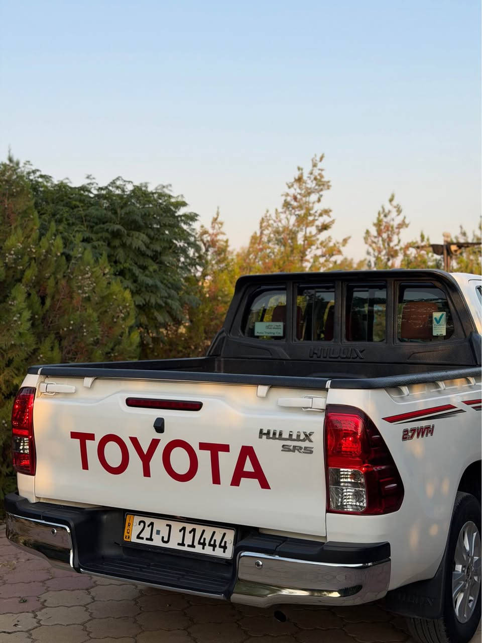 "بسم الله الرحمن الرحيم" 
Toyota Hilux 2021 jehan Motors
تۆیۆتا هایلوکس سفری شەریکە جیهان 
مۆدیل ٢٠٢١ گێر تۆماتیک ١١٢ هەزار کم  
فول فول مواسەفات پارچە ڕەش 
سەیارەکە تاک ئەکسلە 
سەیارەکە نمونەیە لە جوانی گیر مەکینە کارەبای بەشەرت رەقەم هەولیر فول مواسەفایە بەسمە شەخال کوشن تەبریدی سارد موبایل جارج دەبل ئەکسل شاشە لەمس کارپلەی تەحدیل سورحە گیر تۆماتیک سەیارەکە ١٢٢ هەزار کم حەقیقی ڕۆشتووە  
مۆدی لیخورینی ئیکۆ پاوەر نۆرمال گیچ ئەلیکترۆنی تبرید مەرکەزی چوار تایە ویلی لۆکی لەژیرە 
سەیارەکە پارچە ڕەشە لەسەر ساخی 
بۆدی ساخە دۆسەی لای سایەق کەمیک گرتوە هەیە ئەگینا هیجی پێوەنیە هەموو گیانی بەشەرت وەکالە بەناوکردن بەشەرت شەریکە جیهانی فول فولە  
رەقەم سلیمانی سەیارەکە بەناو خۆمانە 
ناونیشان ڕانیە 
***********
*********** تیل 
ڤایبەر وەتس ئەپی لەسەرە السليمانية, العراق
