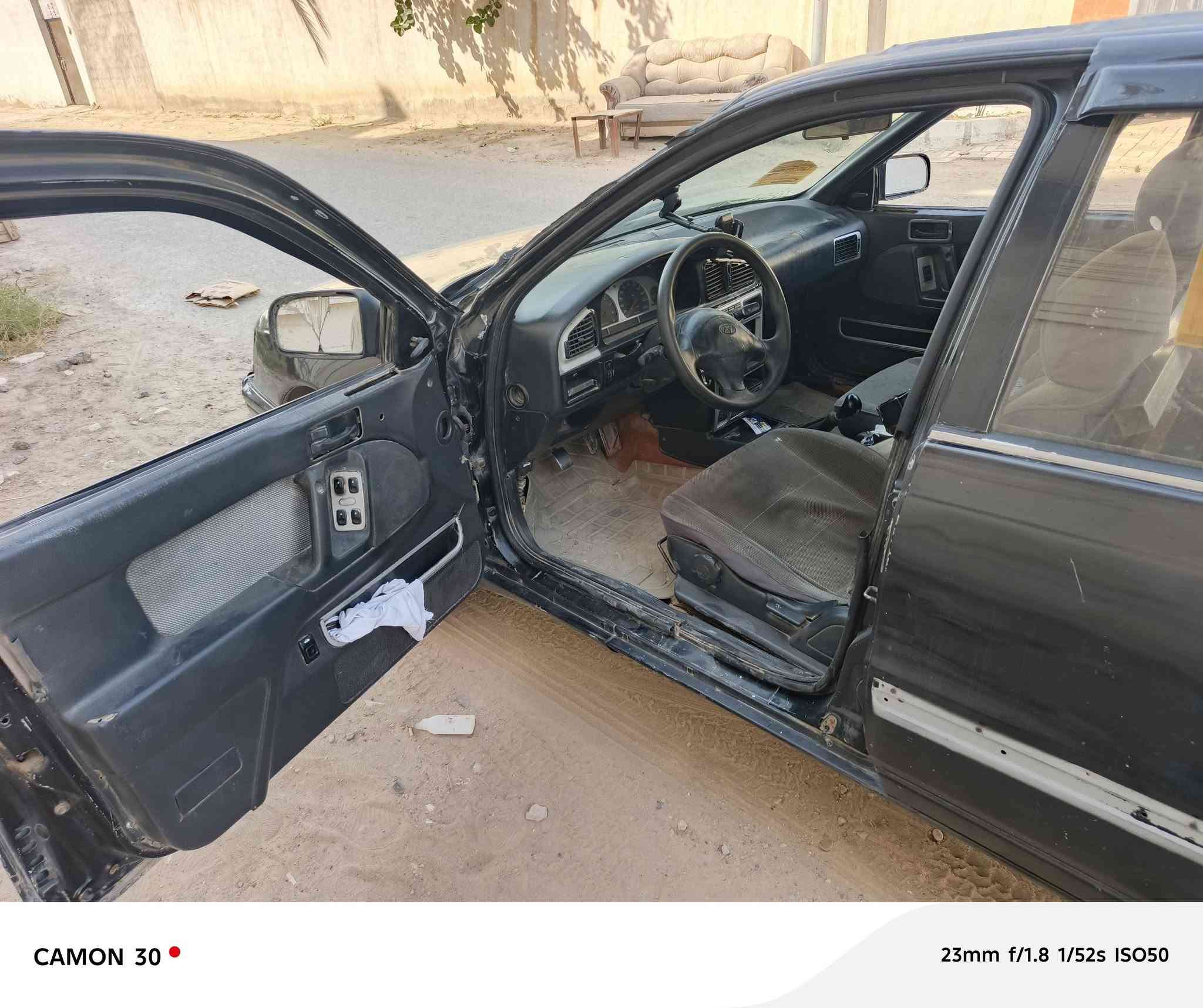 النتره مسطره ٩٣ سنويه ضايعه وبيها كتاب فقدان سياره عليها غرامه ٤٠٠  ويردلها ترتيب رايدها  15 $ ورقه ترايك للبصره مستعجل عل بيع

نص مكتوب في الصور:
- CAMON 30  23mm f/1.8 1/322s ISO50
- CAMON 30
- 23mm f/1.8 1/52s ISO50
- CAMON 30 23mm f/1.8 1/50s ISO150
- CAMON 30  23mm f/1.8 1/461s ISO50
- 23mm f/1.8 1/308s ISO51