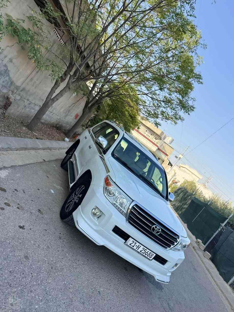 لاندكروزر GXR • ٢٠١٥ • ٢١٦٠٠٠ كم