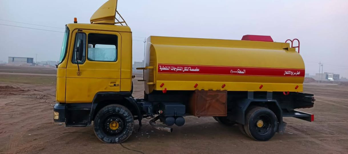 مان  تنكر للبيع 
سنوية ٢٠٣٠ يمكن يمك سنوية 
طوناج ساقط صار اقل من شهر  
جي بي اس
تخم تاير جديد خلف وسط 
صبغ جديد 
باتريات جديد 
المحرك مكفول كفالة عامة 
تحويل ثاني يوم 
ملاحظة القمارة مصبوغة للجمالية وتجديد سنوية فقط وكفالة من اي ضرر وبسبب الوعود الكاذبة تم عادة النشر   
 مكلف بل نشر  رقم راعي السيارة  *********** غير متواجد على الخاص
