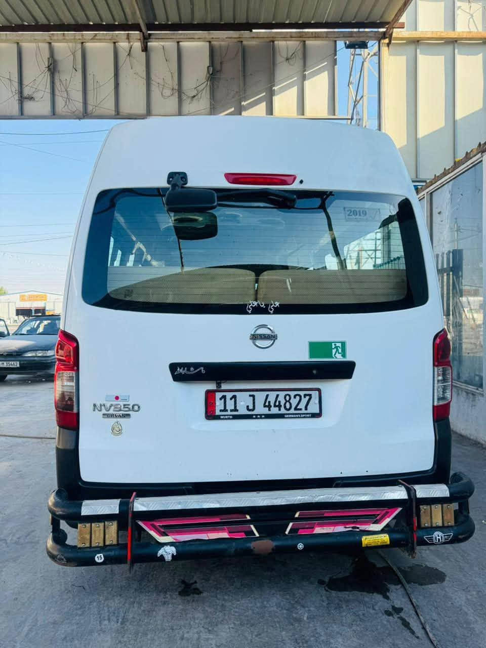نيسان اورفان • ٢٠١٥ • غاز