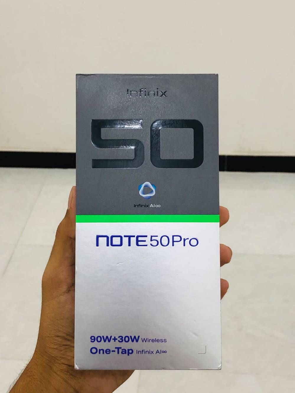 نوت 50 برو • ٢٥٦ جيجا • شاشة علوية لا تلمس
