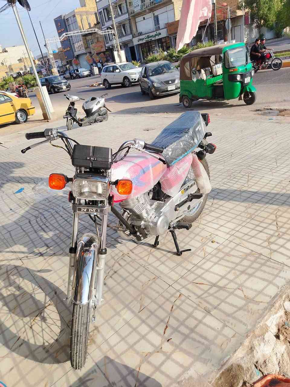 للبيع تعمير جديد أوراق سكنر بعدهه ماساحكه ثاني تشغيله اله العماره ***********
