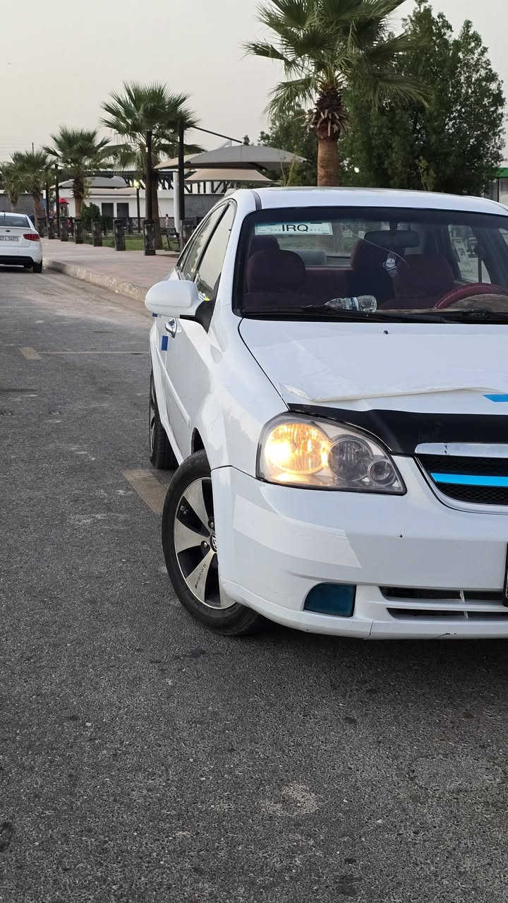 اوبترا ٢٠١١ لون ابيض رقم انبار باسمي تحويل ثاني يوم محرك ١٦٠٠ محرك و كير مكفولات تخم تاير كهربائيات جديدة منظومة تبريد جديدة سيارة جاهزه ما نقصها شي بس صدر امامي شمعات و دبلات خلفية بيها صبغ جاملغات الامامية بيهن صبغ شوية اقل من ٣ قطع لغود و شواصي مكفولات
مكانها فلوجه     السعر ٦٨ ورقه وبيه مجال اشويه 

***********  
 بل عافيه عل ياخذها سياره حلوه بيه منضومه زنون
اوبترا ٢٠١١ لون ابيض رقم انبار باسمي تحويل ثاني يوم محرك ١٦٠٠ محرك و كير مكفولات تخم تاير كهربائيات جديدة منظومة تبريد جديدة سيارة جاهزه ما نقصها شي بس صدر امامي شمعات و دبلات خلفية بيها صبغ جاملغات الامامية بيهن صبغ شوية اقل من ٣ قطع لغود و شواصي مكفولات

