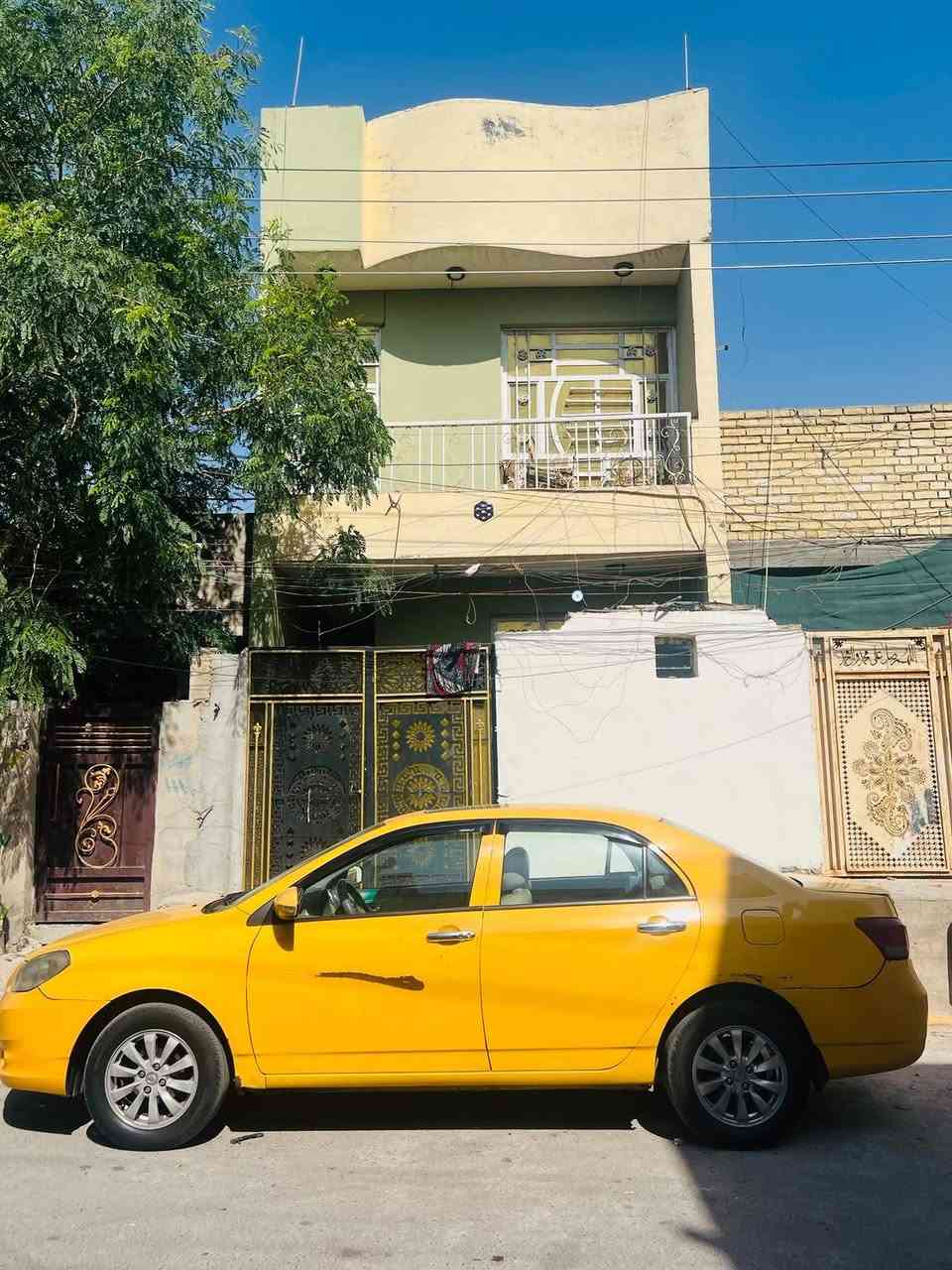 السلام عليكم عندي بيت بل حسينيه مال الراشديه ١٠٠م قاطين ٣غرف لبيت بناء البيت علا أيدي ٢٠١٧ بنيته كامل وجاهز بدايه مسقط قرب لكازينو الملوك تقاطع مصقط بل بدايه السعر ٨٥ وبي شويه مجال بي تفاصيل اخرى اتصل وفهمك بل تفاصيل اكثر *********** ابو سيف
