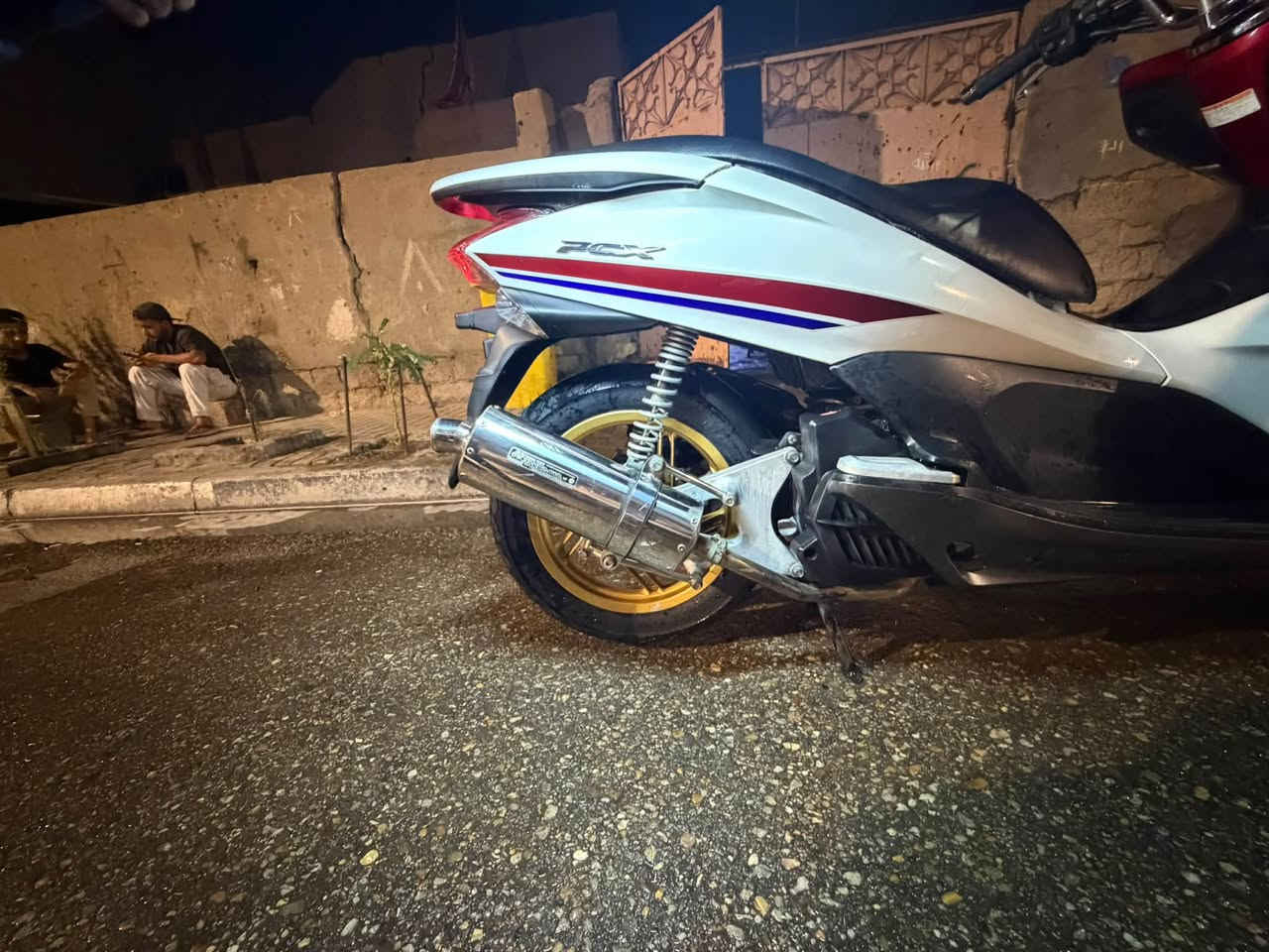 السلام عليكم دراجة pcxجيل الاول ياباني الأصلي دراجة نظافة فوول مكفولة بيها حساسات بسكان دراجة ماشية قليل السعر 14 ورقة بيها مجال قليل مكاني البصرةالقبلة ***********
