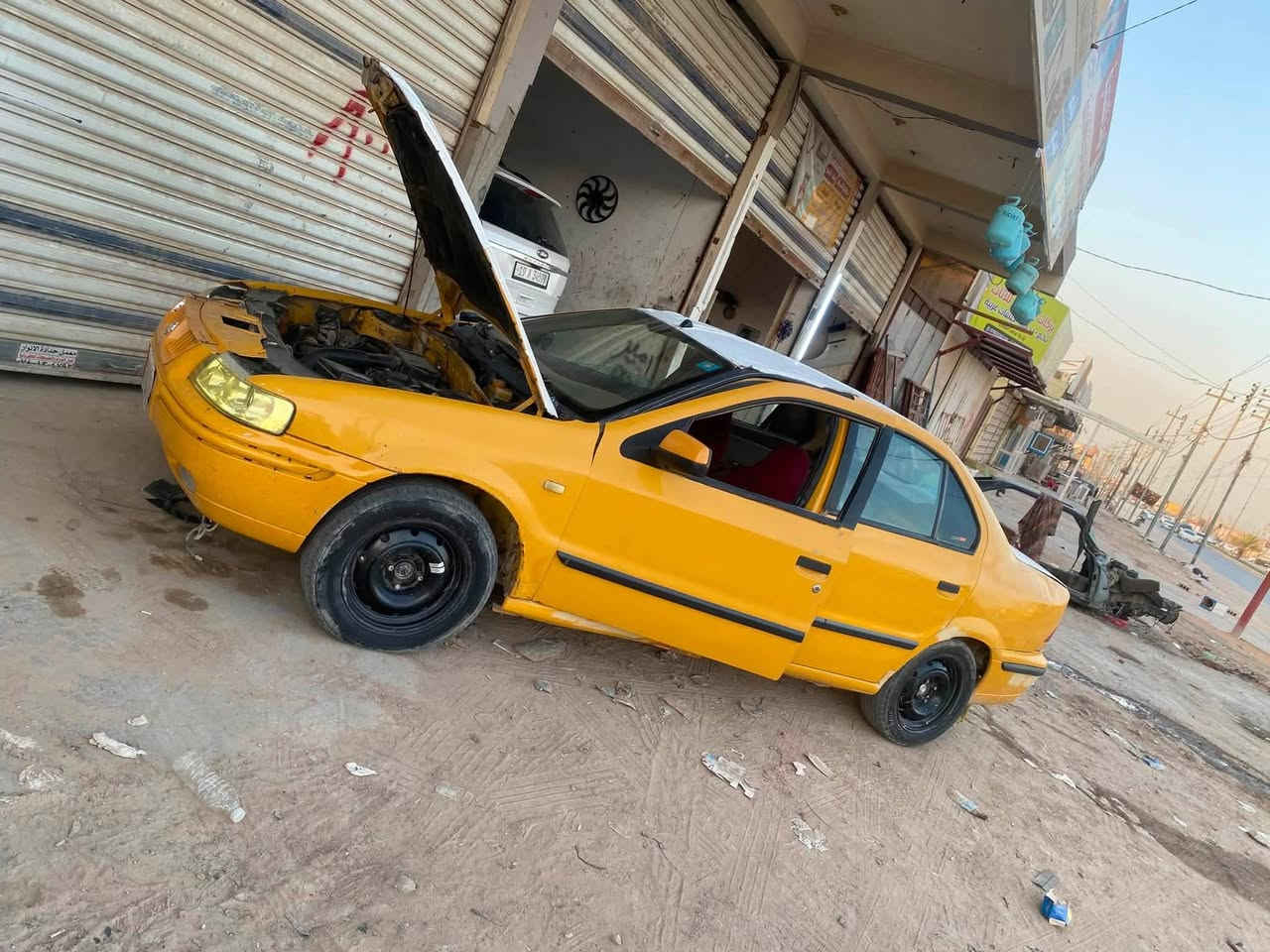 السلام عليكم سمند موديل٢٠١١ للبيع
هيئة وغرامات مصفره شرط التحويل مكينة حلوة سيارة مرتبه ومال شغل نقصها ترتيبات بسيطة مكينة بالكرتون لا تبخير ولا نضوح  السعر ١٨ وبيها مجال عنواني ديوانيه ***********
