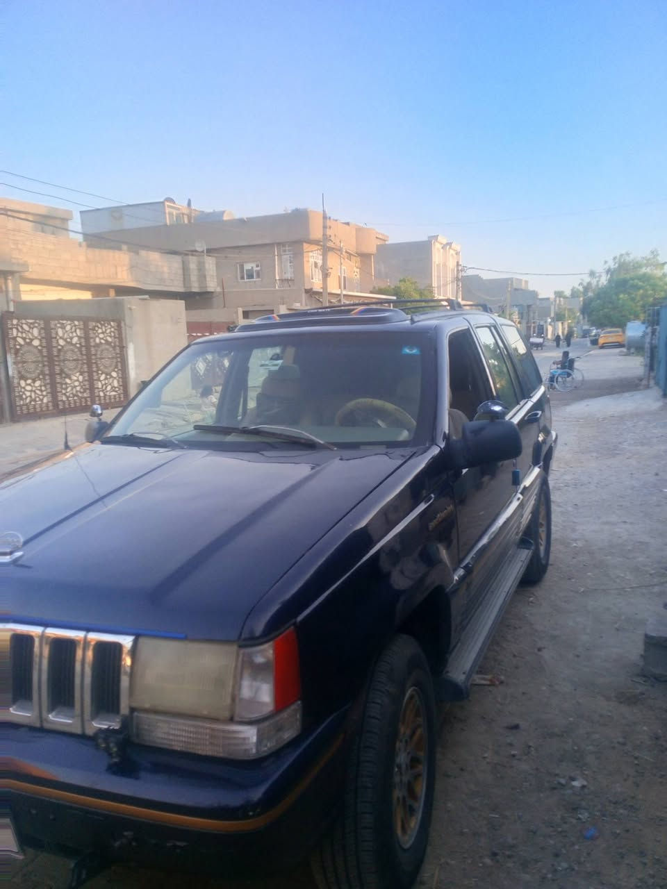 جيب ١٩٩٣ • محرك ٣٠٠٠ • رقم كركوك