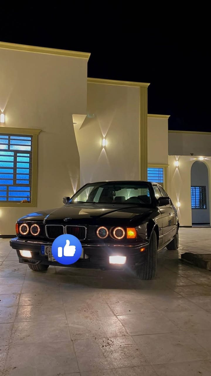 السلام عليكم bmw740 موديل 1993 . تخم تاير كير محرك تبريد السيارة جاهزة كهربائيات كلها شغاله . سنوية لل ٢٧ . راعيها موجود اصولياتها كامله ومضبوطة . 8 سلندر . للتواصل واتساب *********** ب ٥٥ وبيها مجال البصرة, العراق
