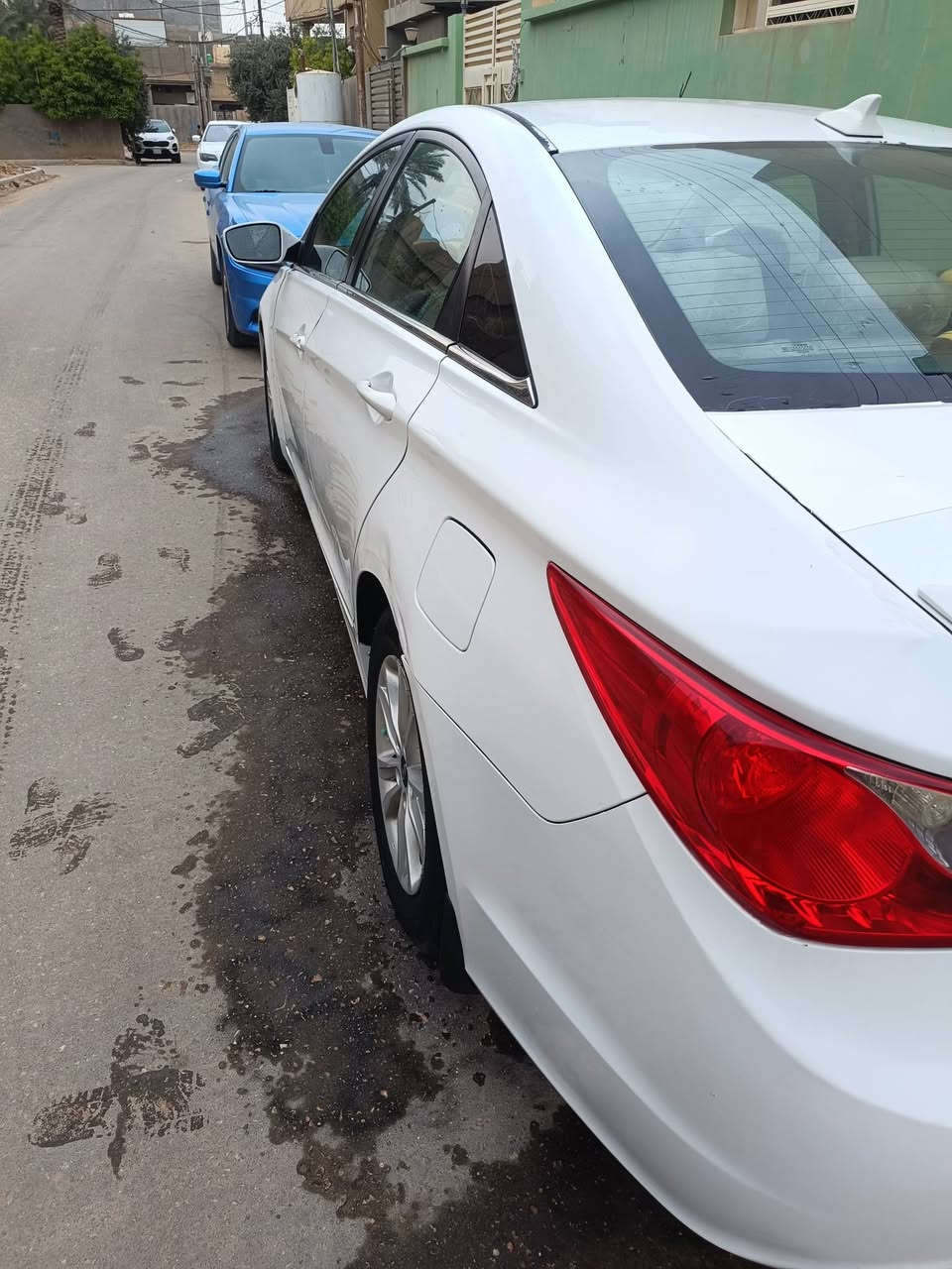 سلام عليكم سوناتا ٢٠١٣ سياره رقم كربلاء بسمي مكانه بابل حادث فقط جاملغ جهت السايق على كد جف ايد سياره كله ليبل واحد والبنيد من وره فابلون مصوفر فقط. للاستفسار ***********
