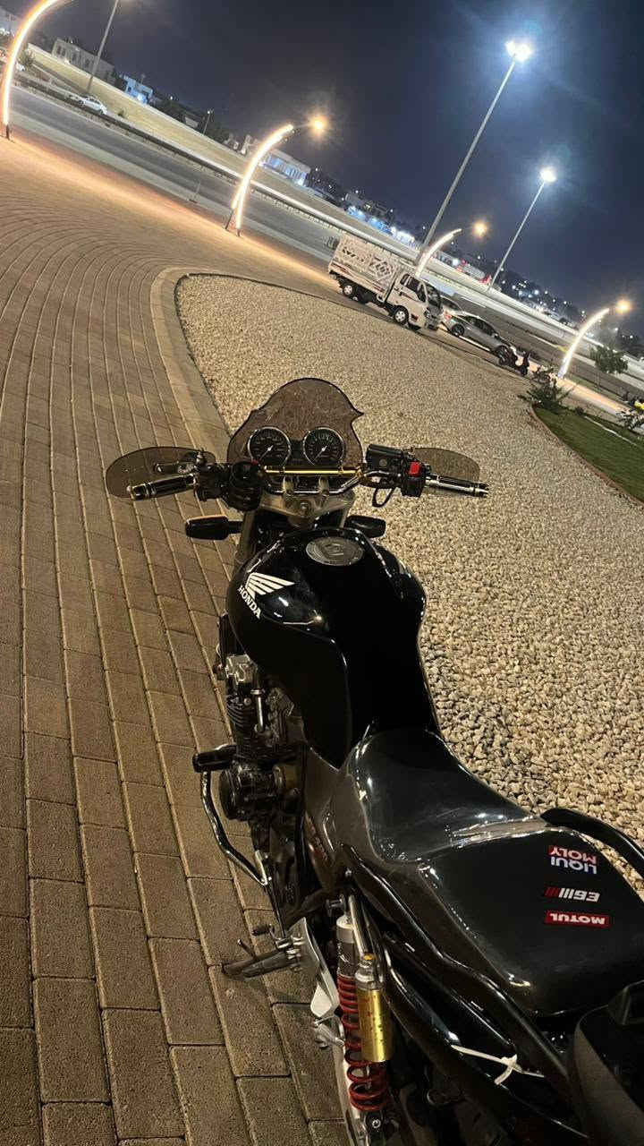 البيع سي بي فور 400 جيل ثاني هايبر 16ولف بدون اوراق فقط مكاتبه 
مكان الرمادي 
السعر 17 وبيه مجال 
رقم ***********
