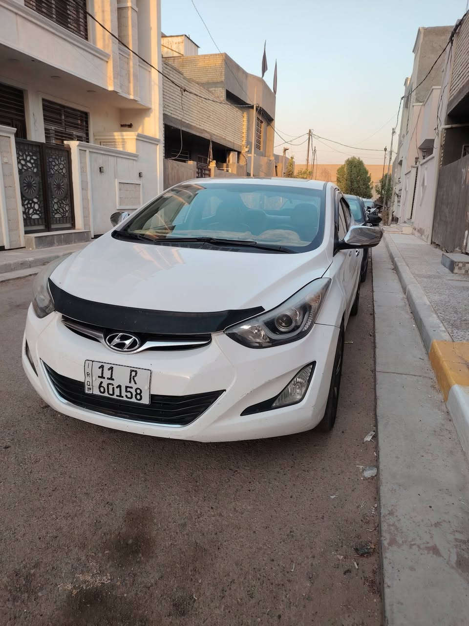 *للبيع 🚗*
*هونداي النترا خليجي 2015  - شكل 2016*
*مواصفات فول عدا البصمه *
محرك 2000 دوش | كير 6 نمر AT مكفول
ممشى 153 الف | ويل 17 بلادي
شاشة بلادية | تبريد قطعتين | دشبول لونين
مراي شفط | ثلاجة جكمجة
*ملاحظة*: باب عكس سايق ظربة دراجة كد شبرين فقط وعندي صور قبل التصليح
السياره خير من الله وباسمي سنويه لل28 رقم بغداد انكليزي بلعافيه ع الياخذها سعرها 128$وبيها مجال جدا.ً بسيط 
*المكان*: بغداد - حي حطين قرب العامرية
*للاتصال*: *********** واتساب
للاستفسار الاتصال على الرقم ***********
