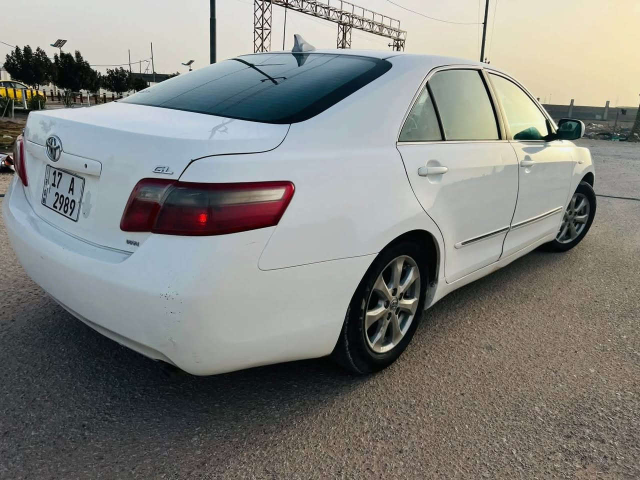 السلام عليكم كامري للبيع
موديل 2008
مواصفات GL
هزة جديدة 
سيارة ب اسمي 
دواخل جلد 
شاشة 
كامرة 
محرك 2400
سيارة مابيها نقص خير من الله 
مثل ماواضحة كدامك 
رقم السيارة مثنى ب اسمي 
عنوان السيارة بغداد حي العامل 
للاستفسار ***********
