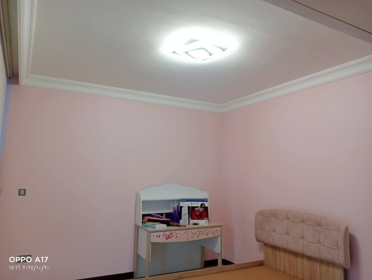 سلام عليكم صباغ وديكورات غرف نوم وغرف اطفال واجهات وحديد  شغل درجه اولى وسعارنا مناسبه
*********** كادر ابو ذوالفقار الصباغ 🌹🌹.  متفرغ حالين اسعار مناسبه
