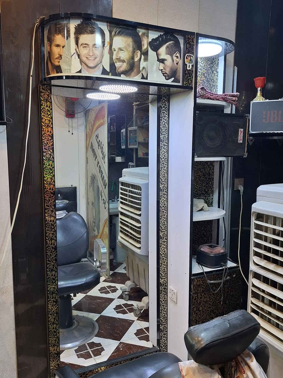 غراض حلاقه للبيع مامتواجد فيس ***********
المكان حلة
