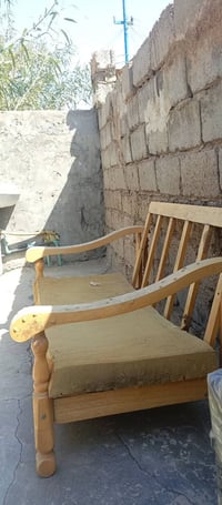 كنب • مستعملة • الاسكان الثالثة