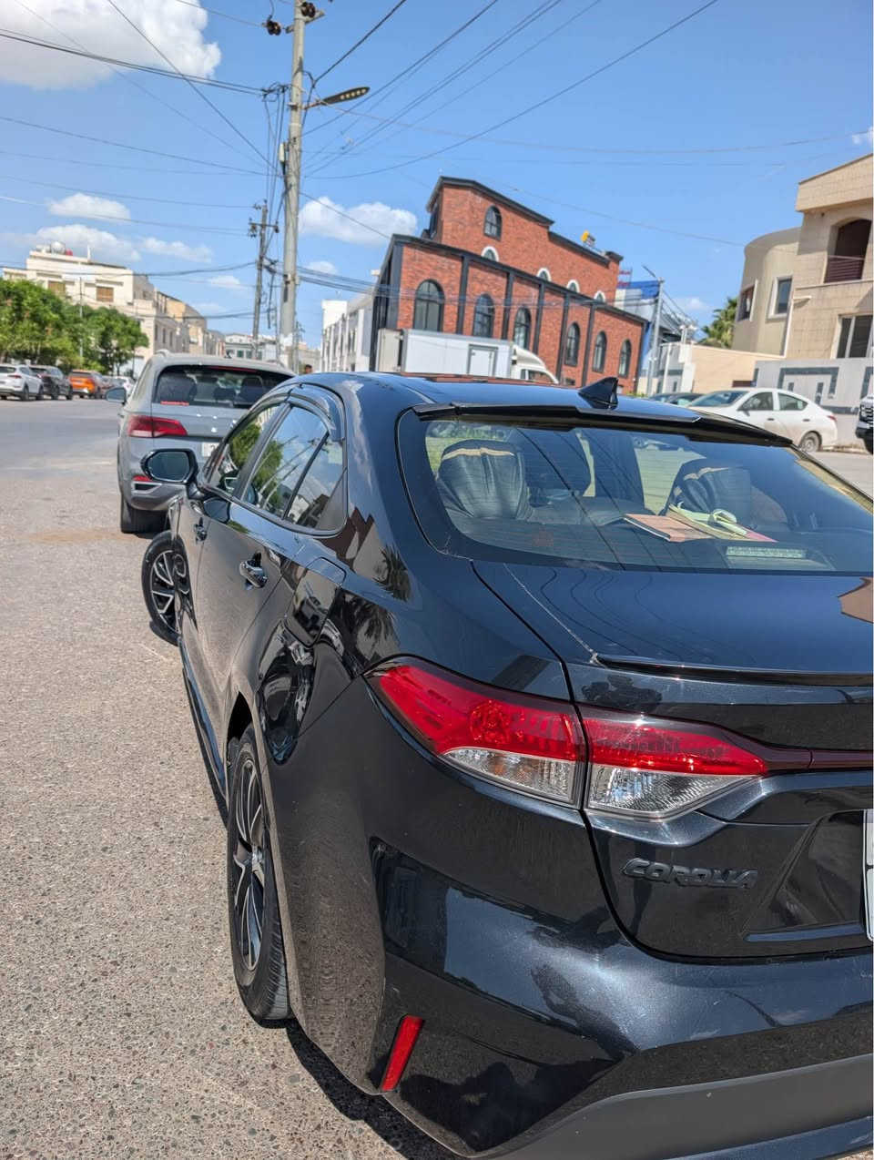 toyota corolla 2020LE
مواصفات امريكي 2020 LE
ره نگي ره ش قه تران 
سوبغ1 يه ك پارچه ي سبوغه به س بؤنيت
بێ ژؤري بي ئيرباگ زؤر خاوينه 
بيلاد جام دژه رؤژ 
بريك به سمه ئؤتؤ هؤلد
2 مؤدي ليخوريني هه يه 
ره قه م هه وليره  هه زه ي نويه سه نه وي به سه ر چوه 
گير مه كينه ته قه ره قه هه موو شتي به شه رت
ته عويل غرامه به ناو كردن به شه رت 
شوين هه ولير
ژماره ي موبايل *********** أربيل, العراق
