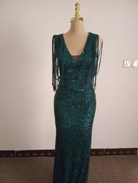 فستان • زيتوني • مقاس ٤٤-٤٦