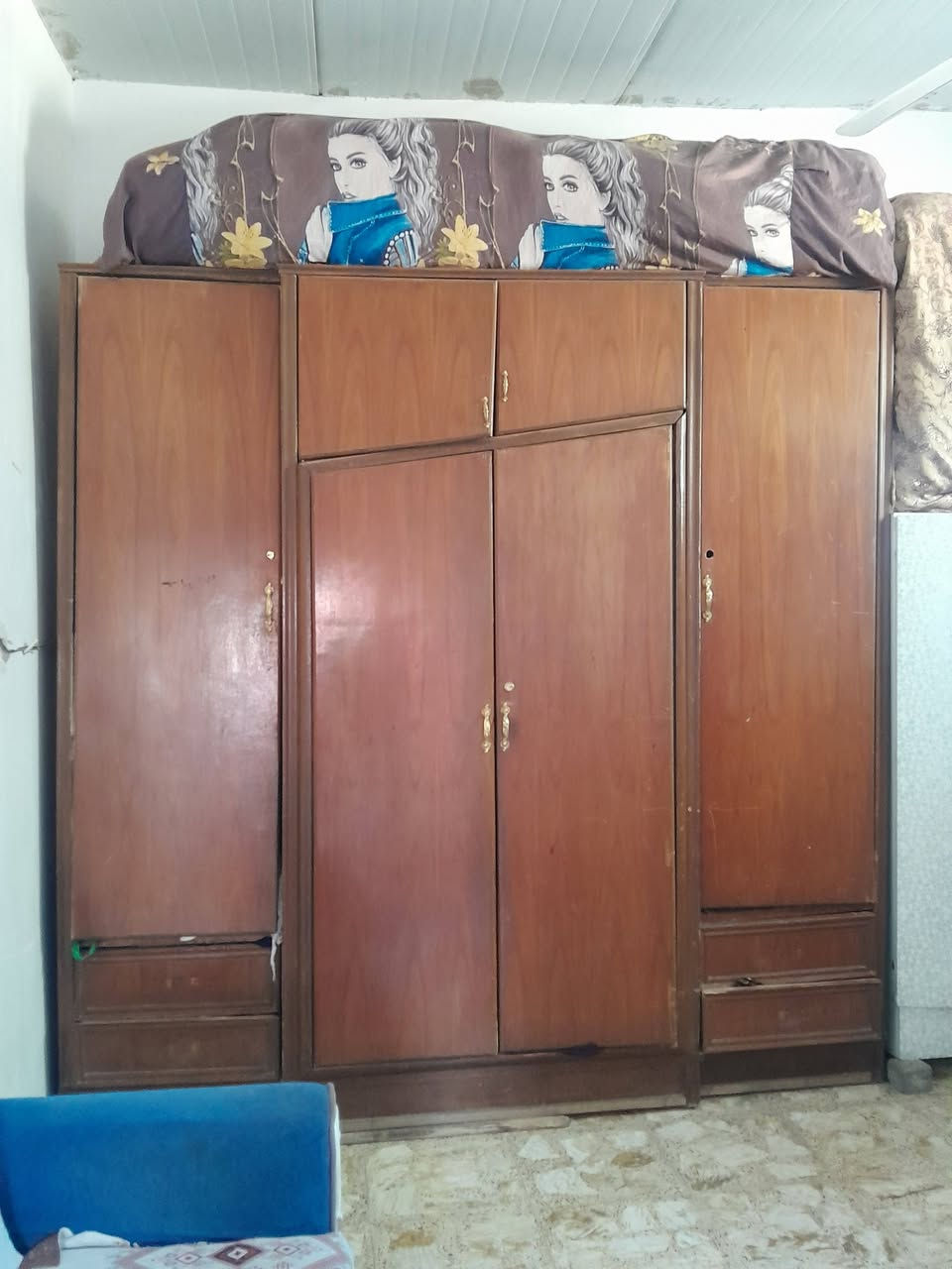 سلام عليكم كناتير اللبيع استفسار ع رقم ***********
