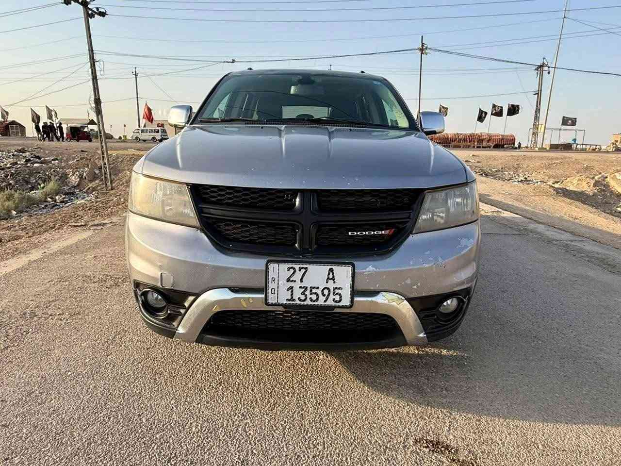 جورني مديل ١٧ كروز فول على اخر حبايه ضربته جانبيه بيه باب وجاملغ صبغ ونه صبغت البنيد وجاملغ اثر جراد دشبول كله شغال 
مكينه ٦ بل سنويه اصل٦
٧ راكب 
دبل شاشات
حساس دعاميه خلفي
فول تحكم
تشغيل عن بعد
فتحه سقف
لايت زنون نهار
جلد فول تحكم
سياره بسمنه سنويه ورقام جدد 
سعره ١٣٠ رقم صاحب السياره 
***********

